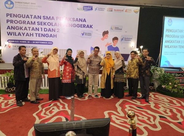 Read more about the article SMAIT Abu Bakar Yogyakarta Menjadi Bagian Aktif dalam Penguatan Implementasi Kurikulum Merdeka di Kegiatan PSP Angkatan 1 dan 2 Wilayah Tengah