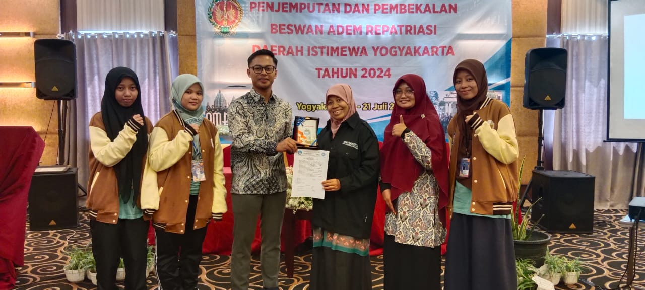 Read more about the article SMAIT Abu Bakar Yogyakarta Sambut Hangat Siswa ADEM Repatriasi dari Malaysia