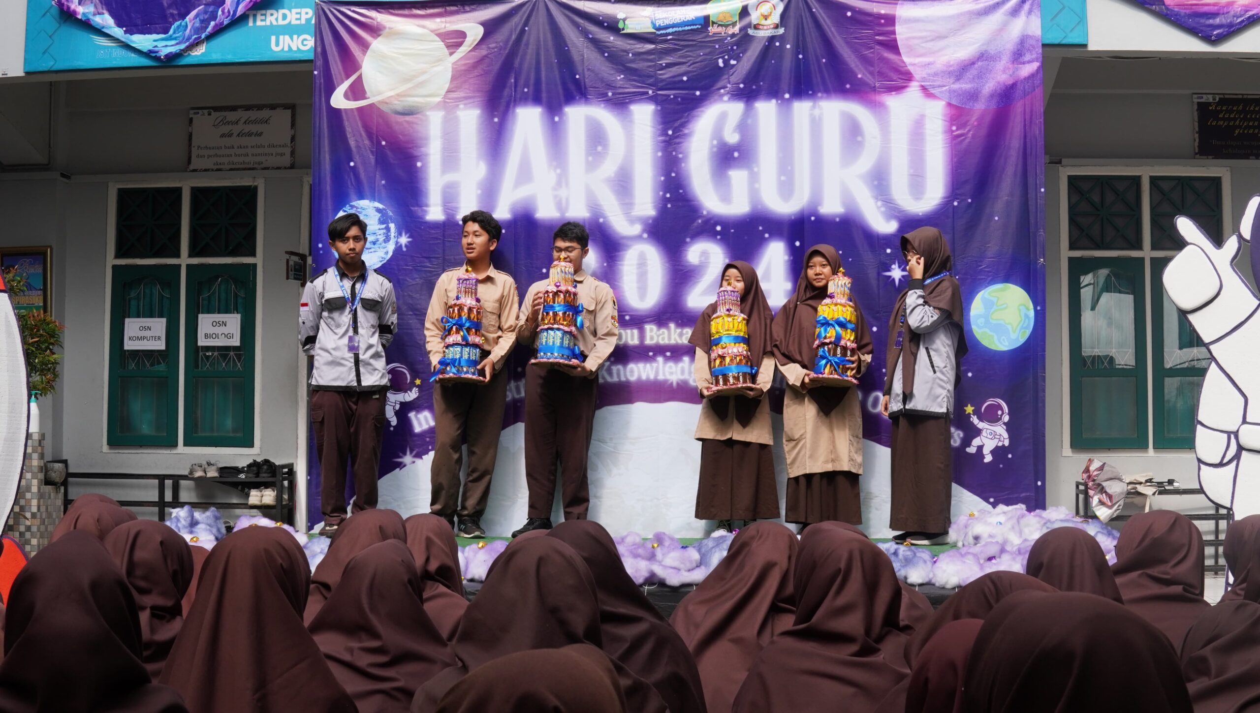 You are currently viewing Selamat Hari Guru 2024: Guru Hebat, Indonesia Kuat