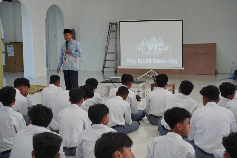 Read more about the article MPLS, MPKS 2025:  Karakter Kuat, Lahirkan Generasi Berprestasi Gemilang!